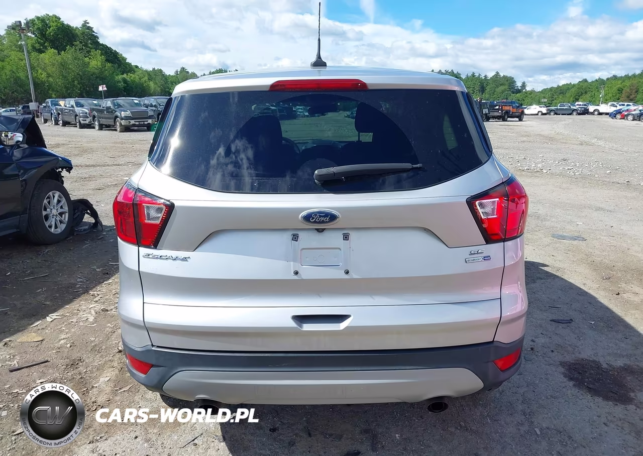 2019 Ford Escape Se VIN:1FMCU9GDXKUA28135 - 16