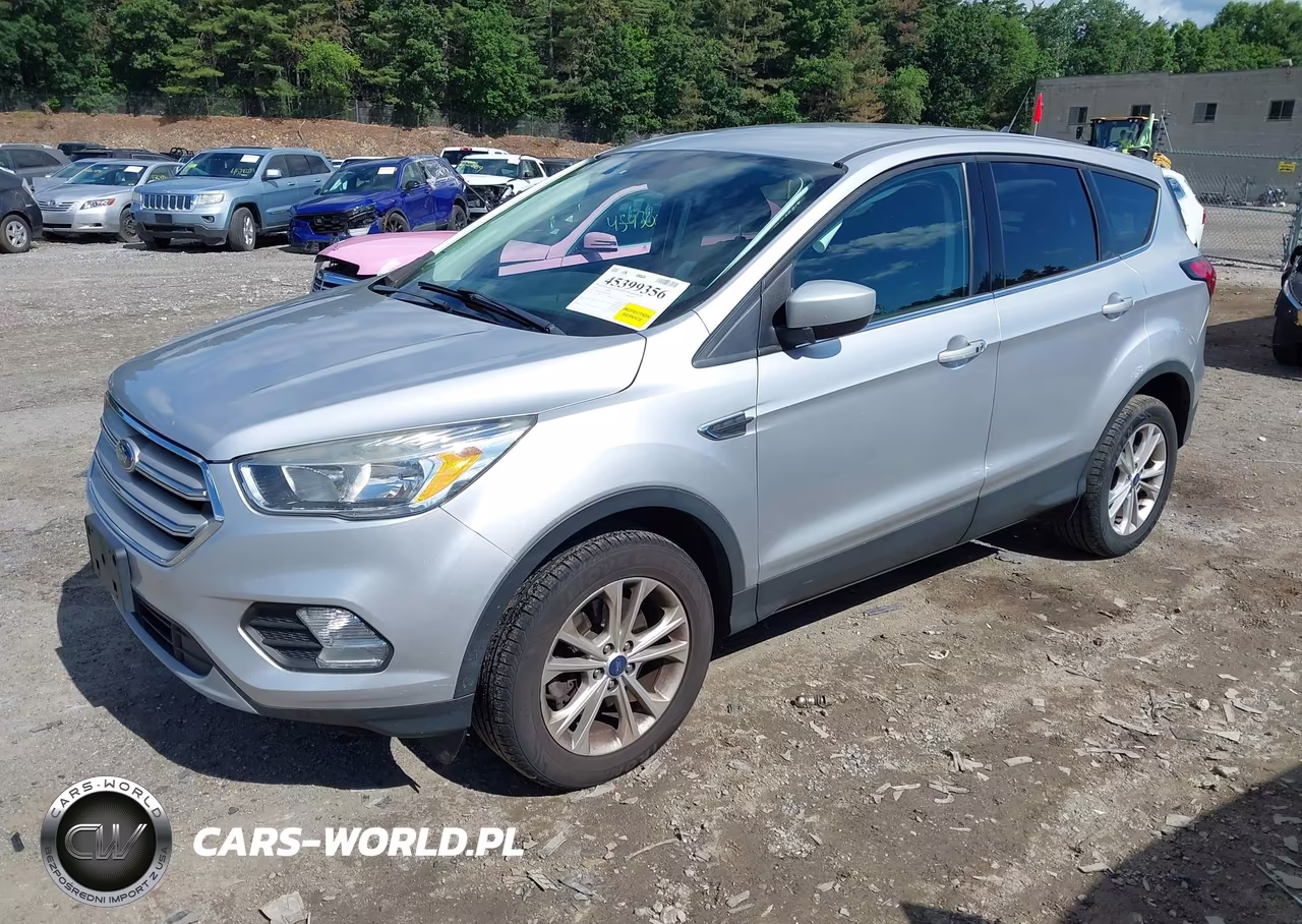 2019 Ford Escape Se VIN:1FMCU9GDXKUA28135 - 2