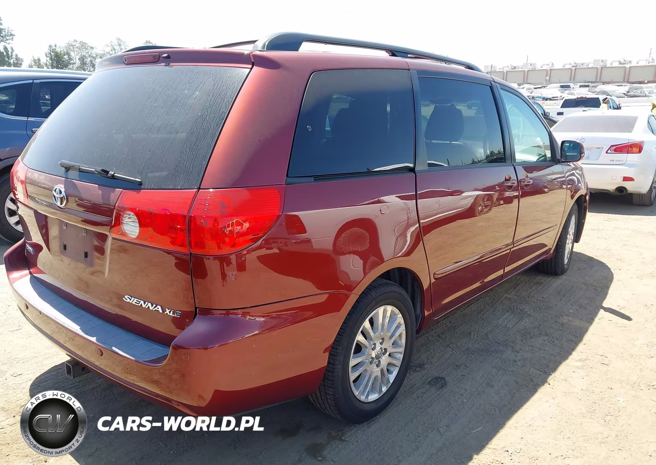 2010 Toyota Sienna Xle VIN:5TDYK4CC7AS339590 - 4