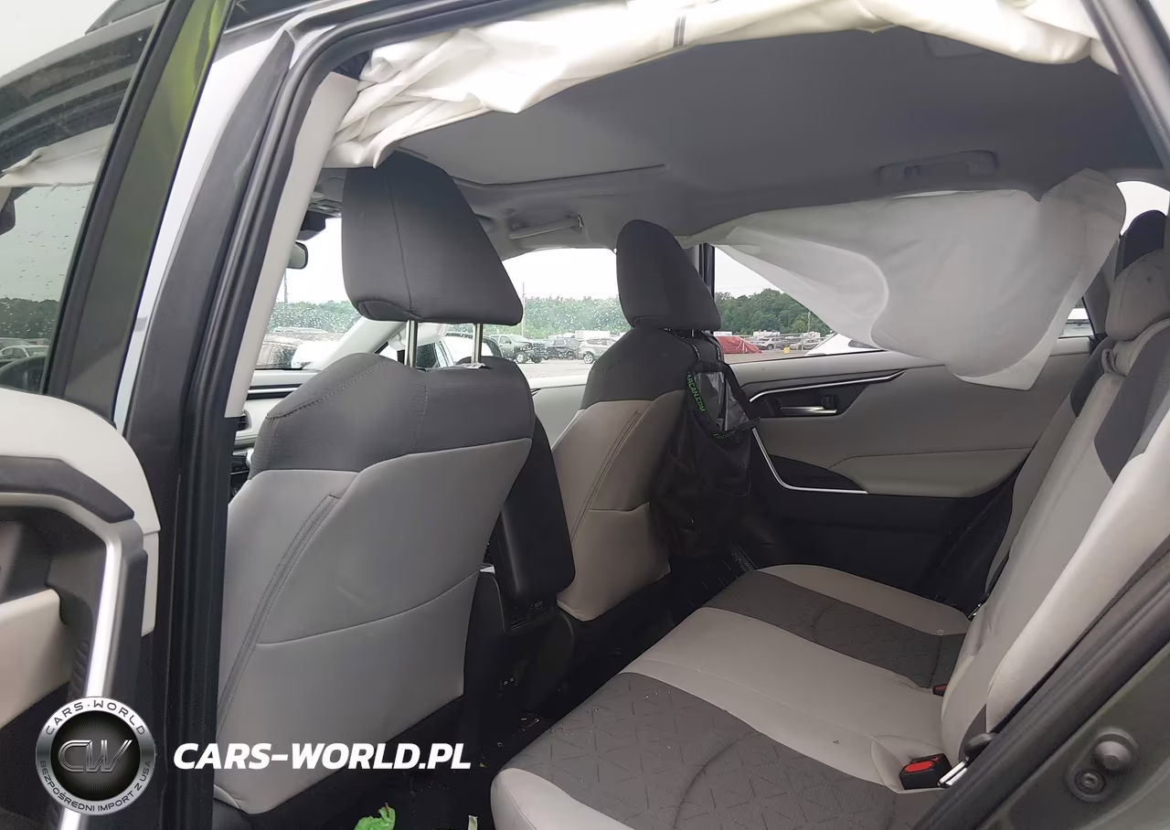 2024 Toyota Rav4 Hybrid Xle VIN:4T3RWRFV5RU110323 - 8