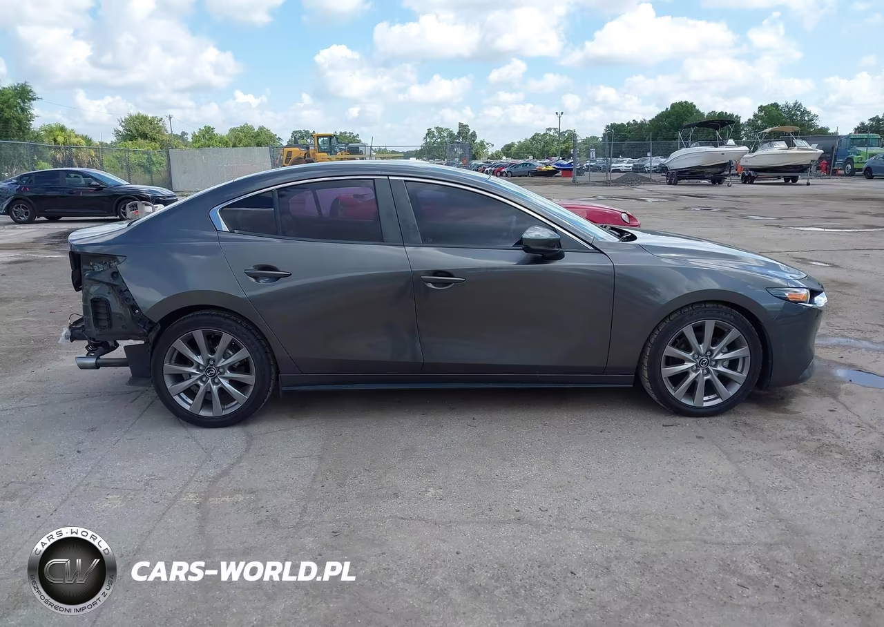 2020 Mazda Mazda3 Select Package VIN:3MZBPACLXLM134996 - 14