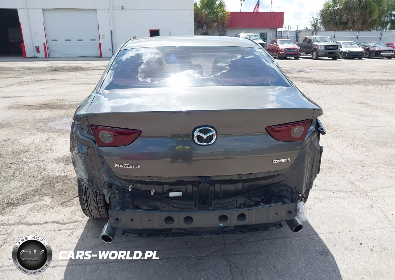2020 Mazda Mazda3 Select Package VIN:3MZBPACLXLM134996 - 17