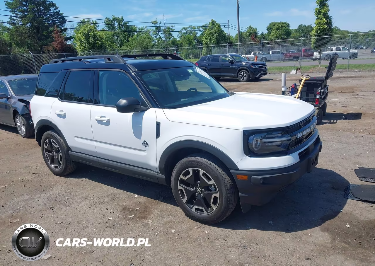 2024 Ford Bronco Sport Outer Banks – zdjęcie 1 z 16