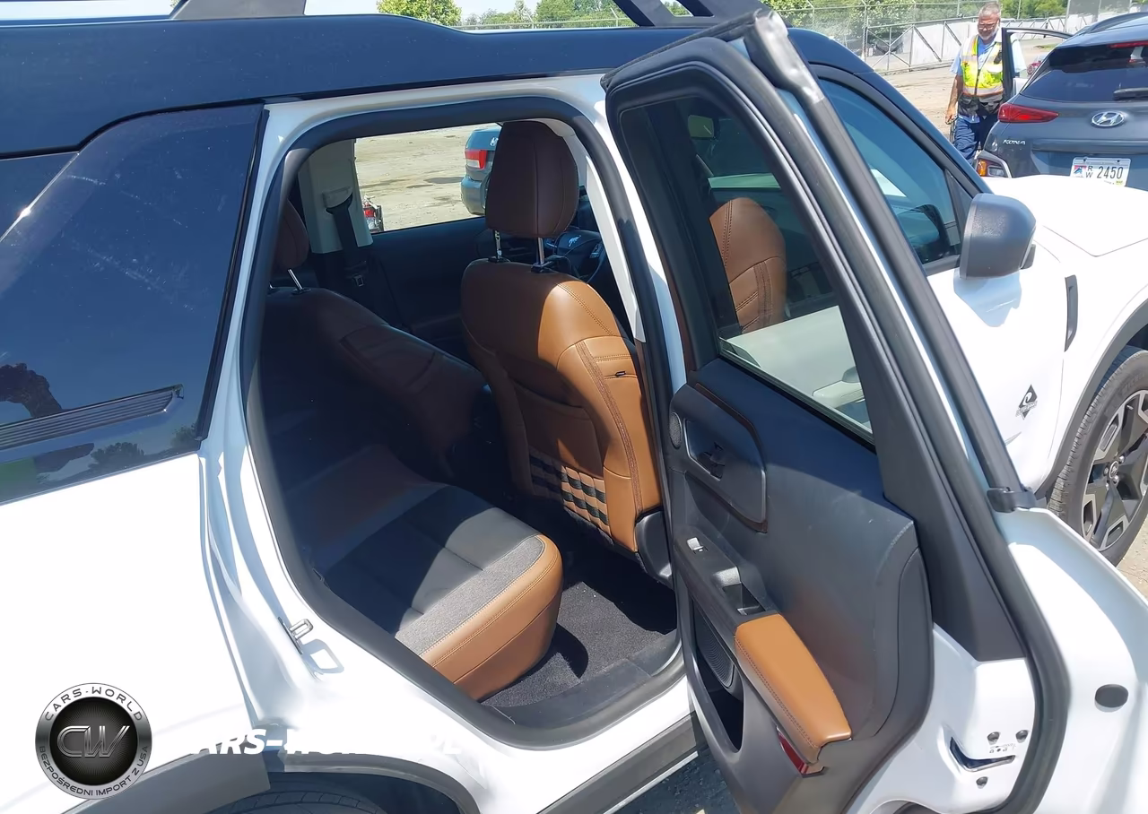 2024 Ford Bronco Sport Outer Banks VIN:3FMCR9C64RRE82682 - 8