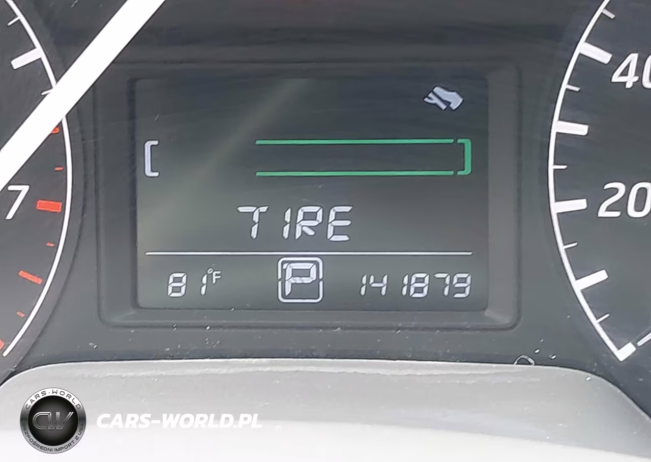 2014 Nissan Sentra S VIN:3N1AB7AP8EL661372 - 7