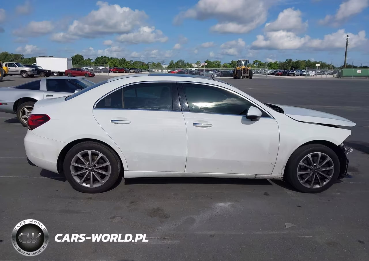 2020 Mercedes-Benz A 220 VIN:W1K3G4EB9LW045276 - 13