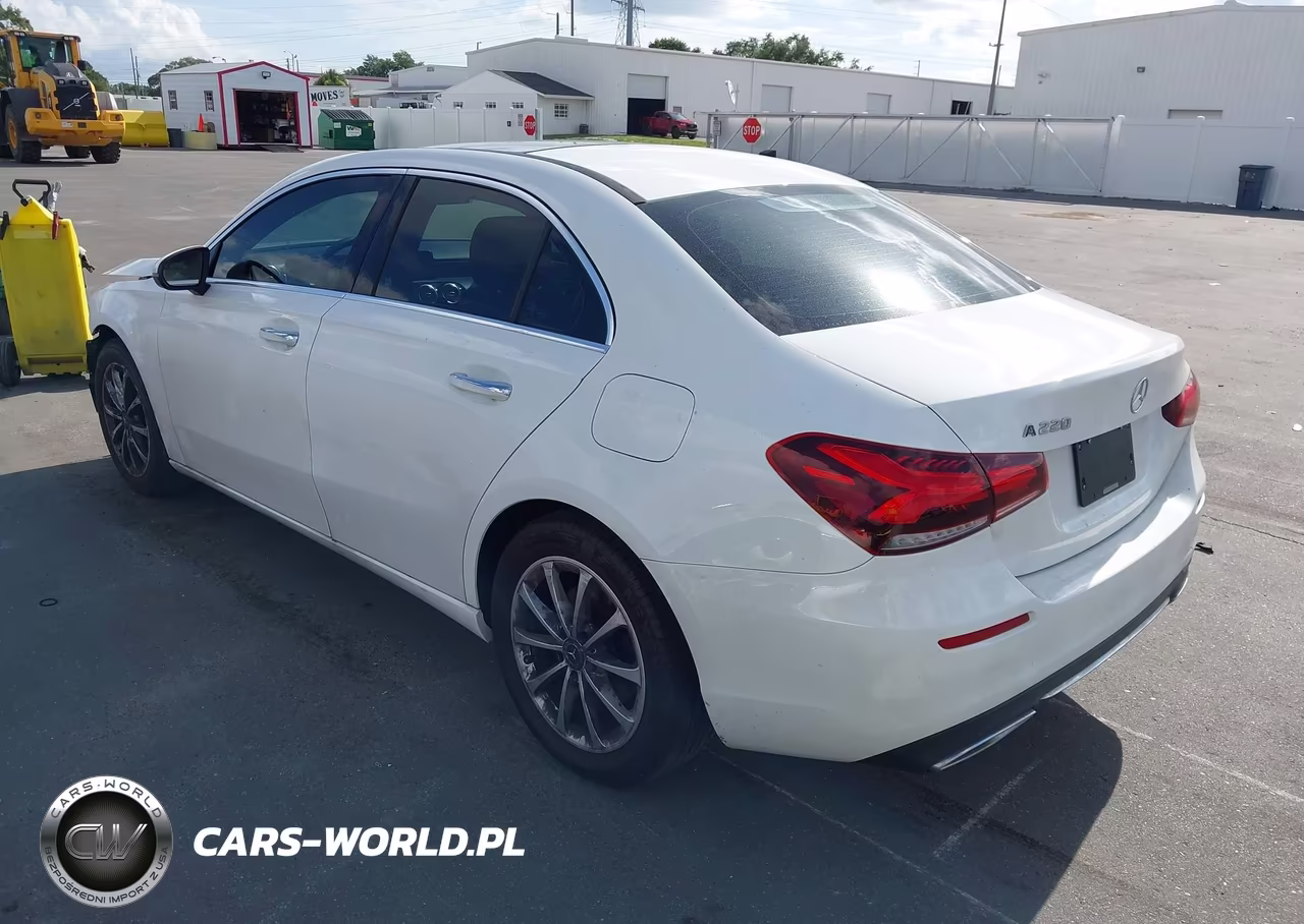 2020 Mercedes-Benz A 220 VIN:W1K3G4EB9LW045276 - 3