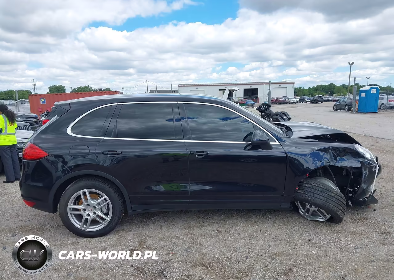 2011 Porsche Cayenne S VIN:WP1AB2A24BLA46392 - 13