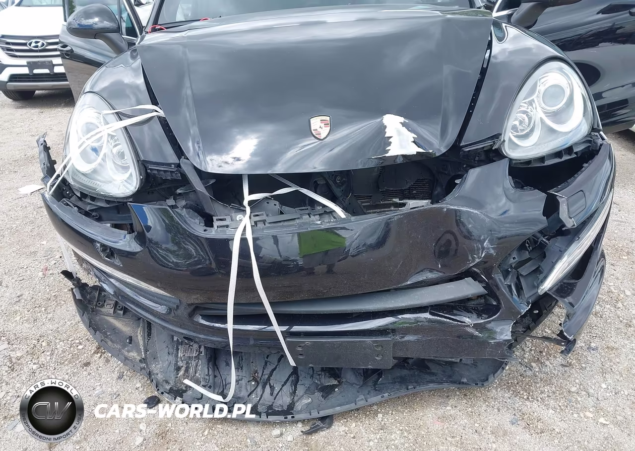 2011 Porsche Cayenne S VIN:WP1AB2A24BLA46392 - 6