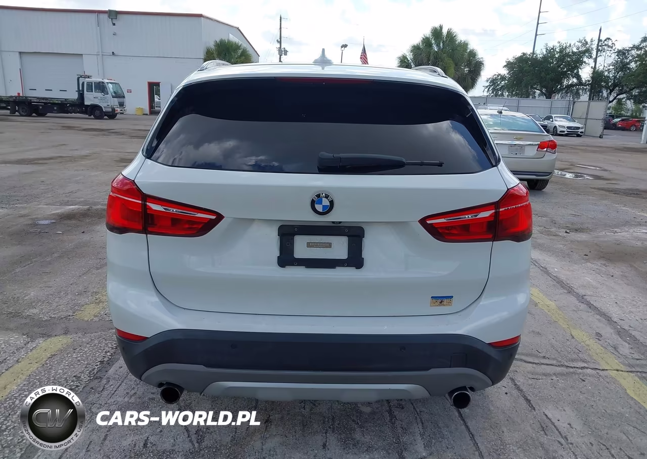 2017 BMW X1 Sdrive28I VIN:WBXHU7C30H5H37709 - 17