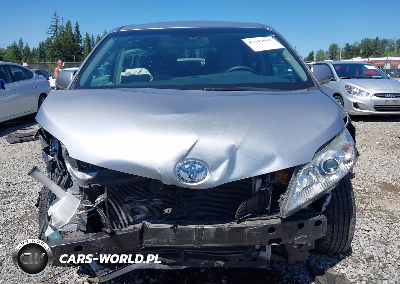 2017 Toyota Sienna Le 8 Passenger VIN:5TDKZ3DC3HS840514 - 13