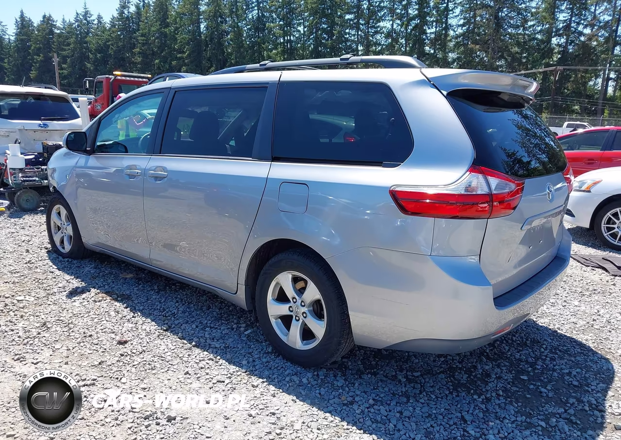 2017 Toyota Sienna Le 8 Passenger VIN:5TDKZ3DC3HS840514 - 3