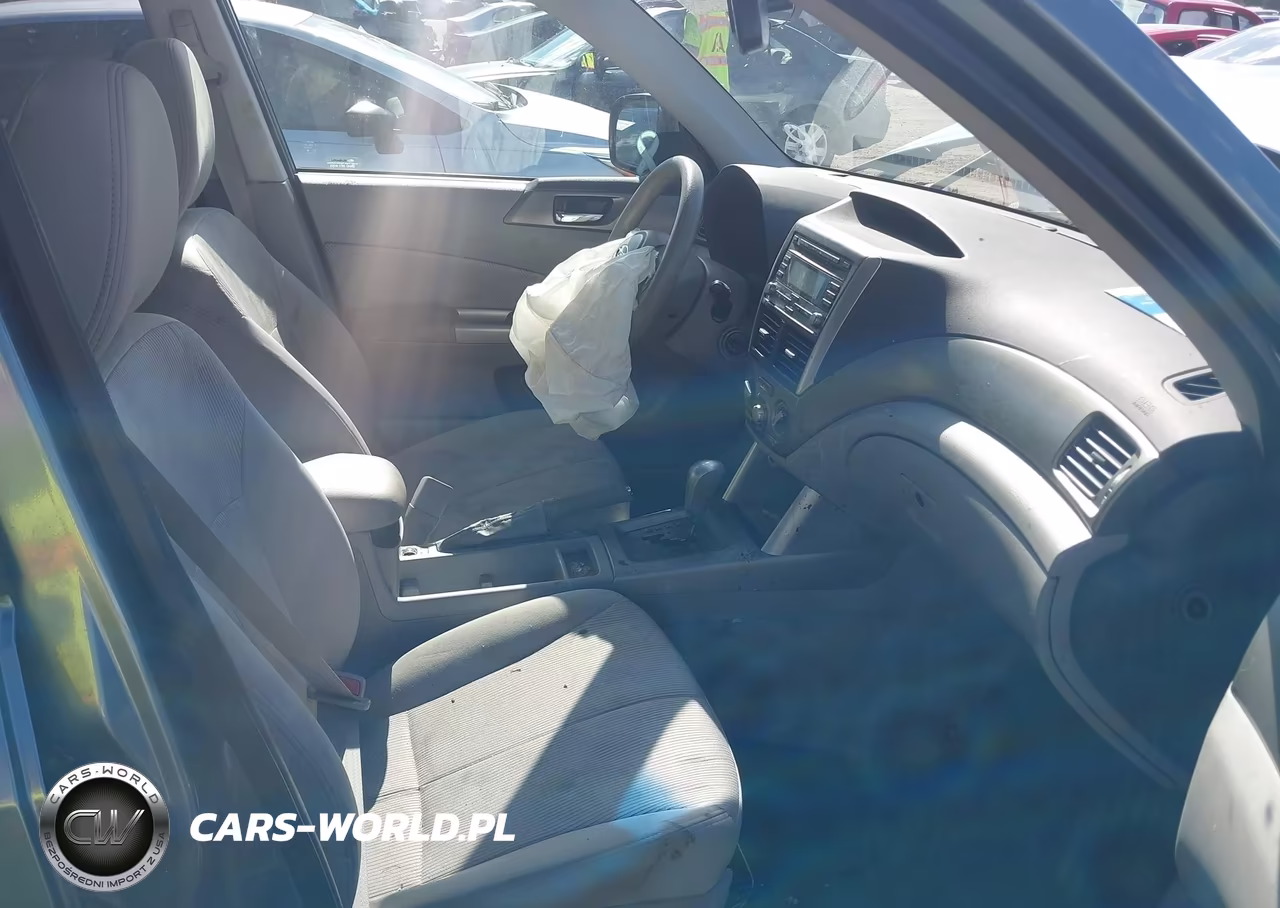 2010 Subaru Forester 2.5X Premium VIN:JF2SH6CC7AH730860 - 5