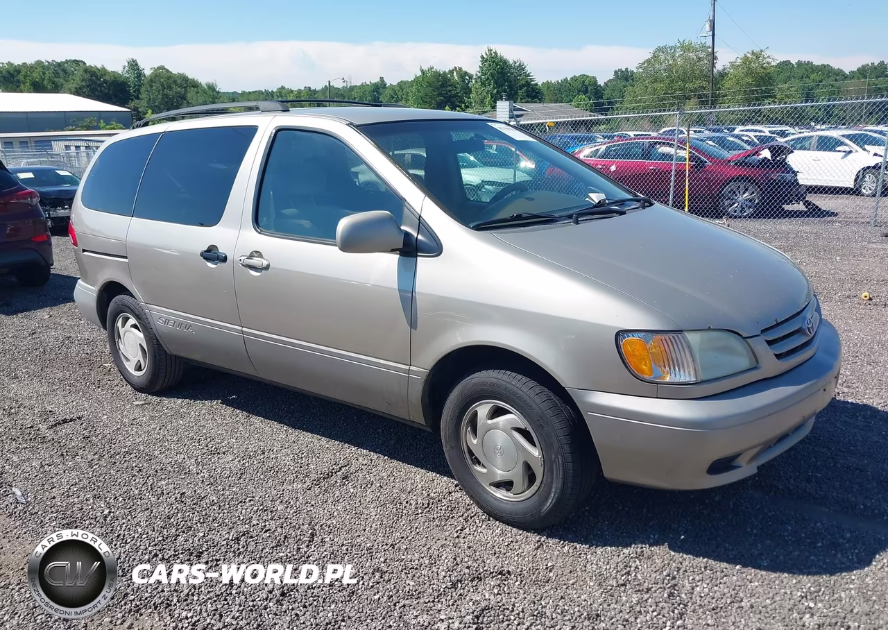 2002 Toyota Sienna Le