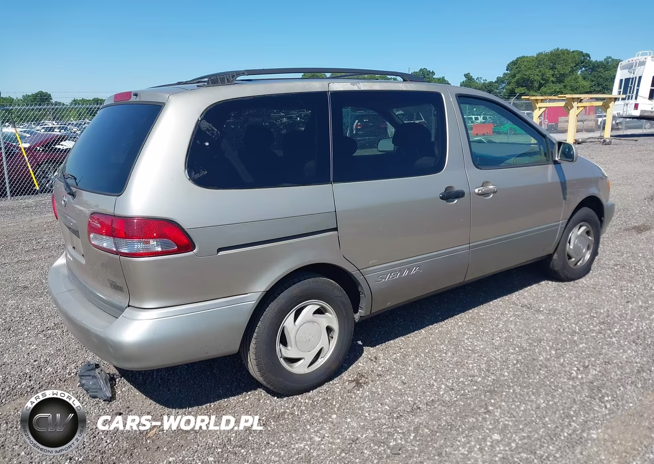 2002 Toyota Sienna Le VIN:4T3ZF13CX2U492486 - 4