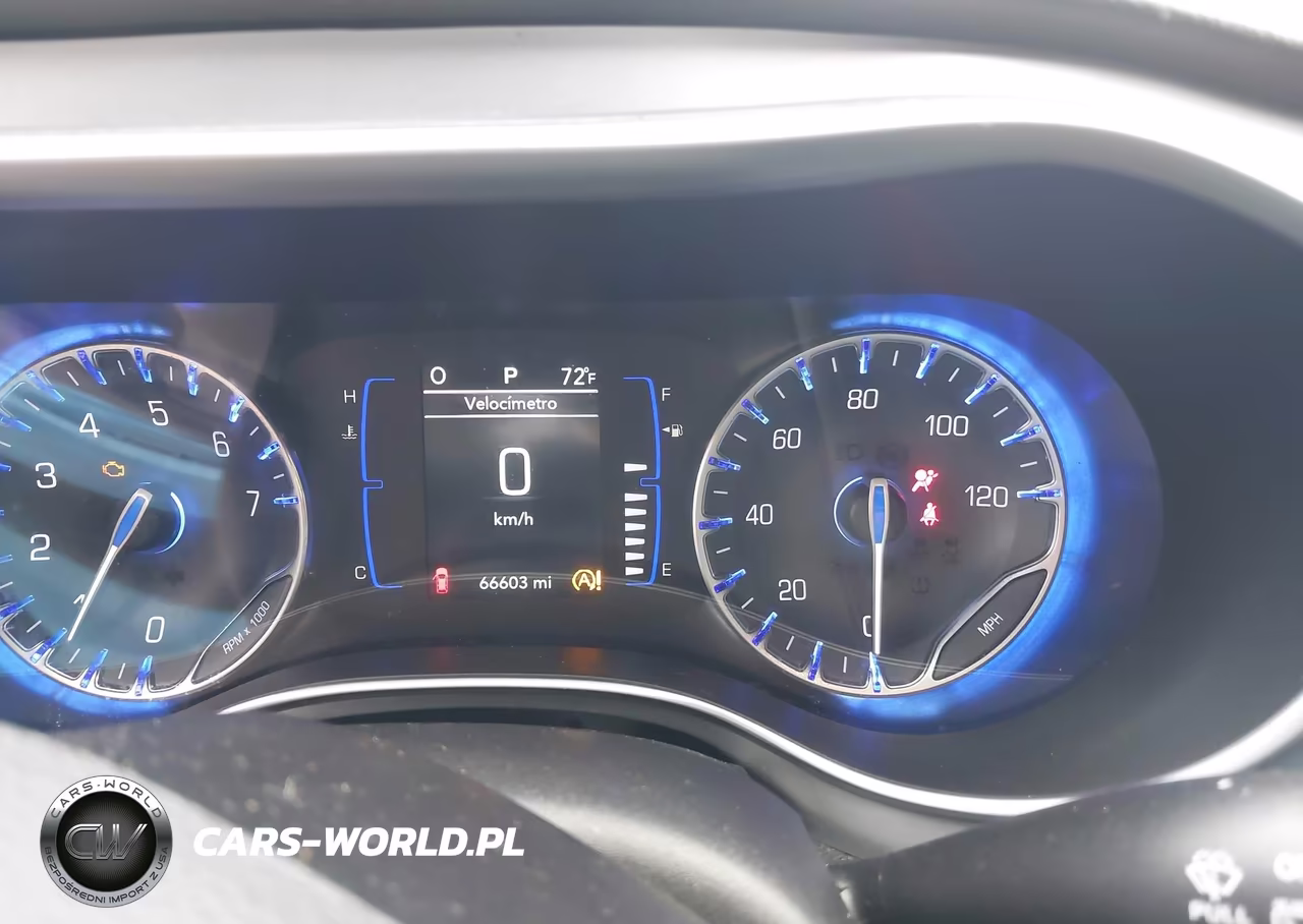 2019 Chrysler Pacifica Touring Plus VIN:2C4RC1FG3KR653147 - 7