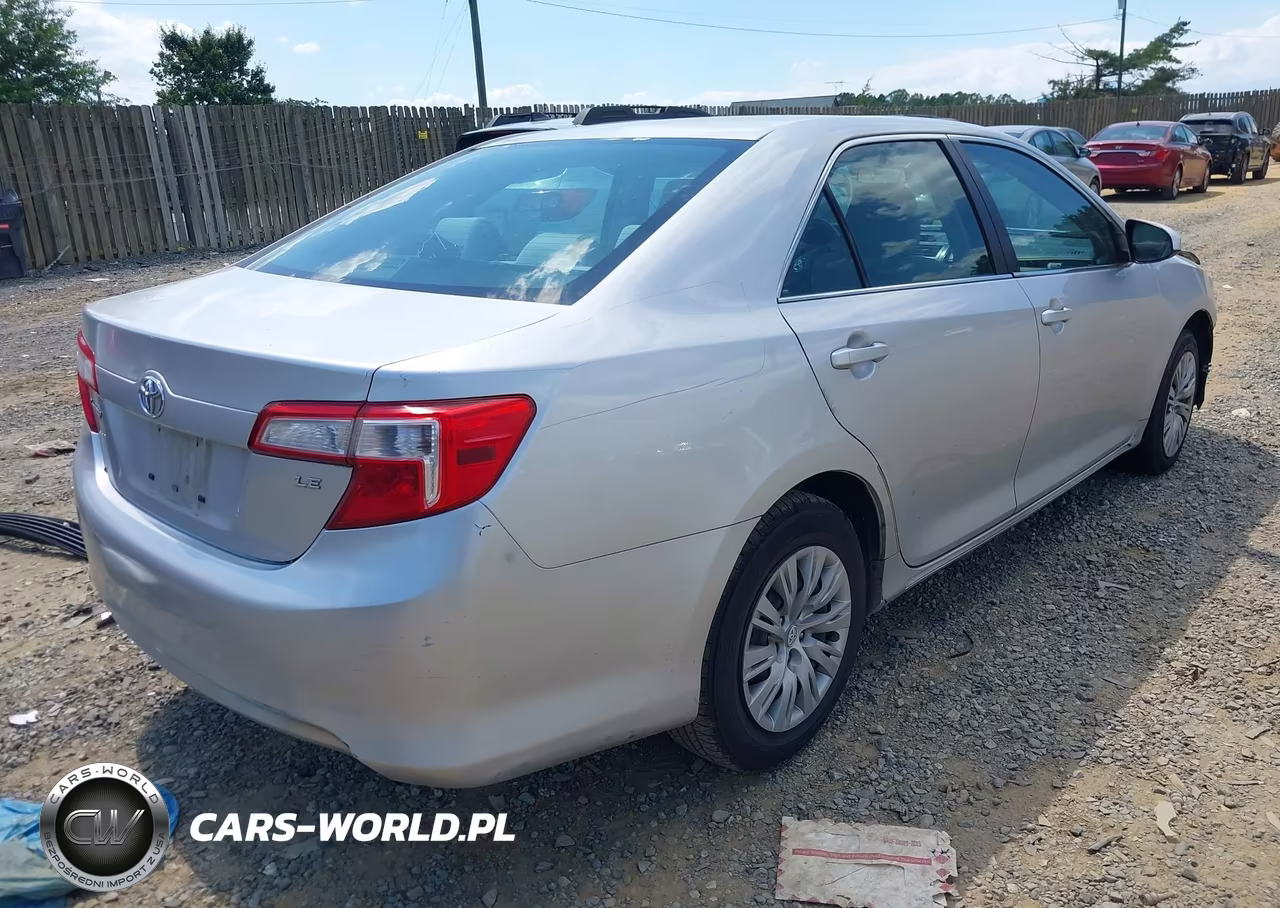 2013 Toyota Camry Le VIN:4T1BF1FK9DU205378 - 4