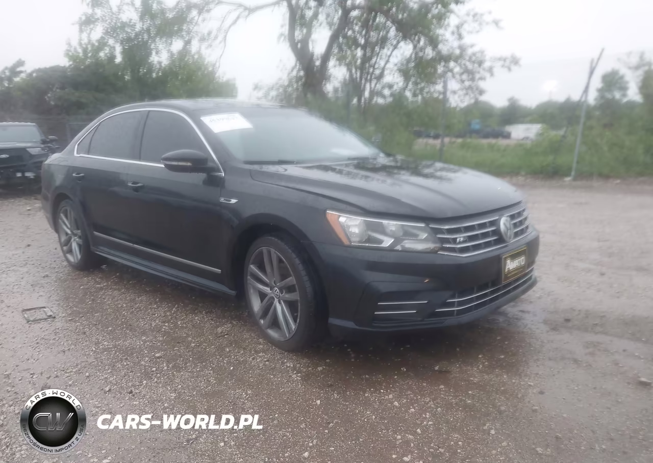 2017 Volkswagen Passat 1.8T R-Line – zdjęcie 1 z 16