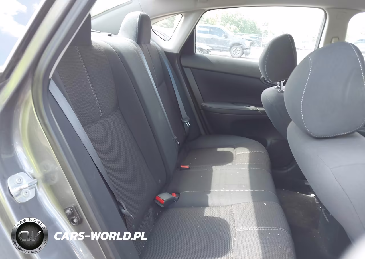 2017 Nissan Sentra S VIN:3N1AB7AP4HY235735 - 8