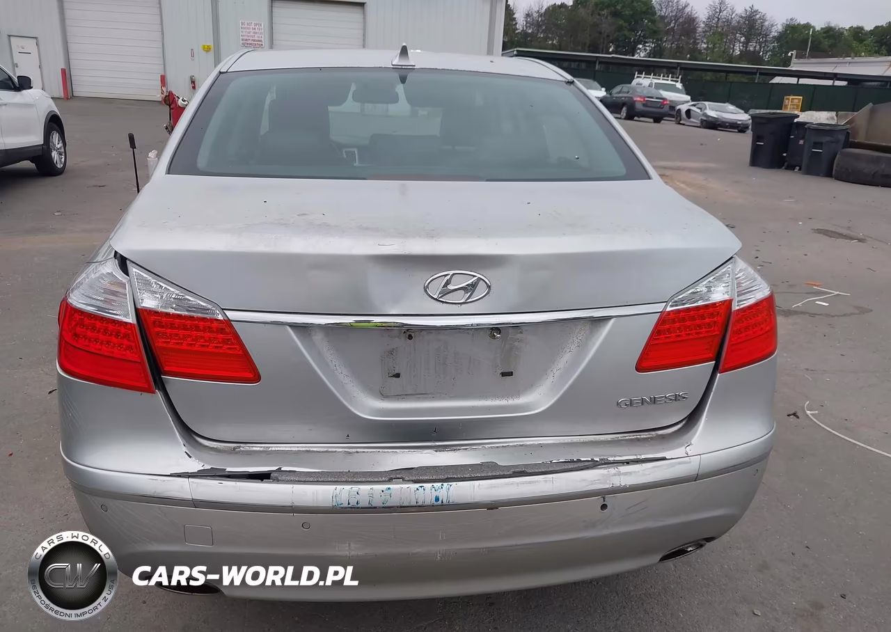 2010 Hyundai Genesis 3.8 VIN:KMHGC4DE6AU099237 - 16
