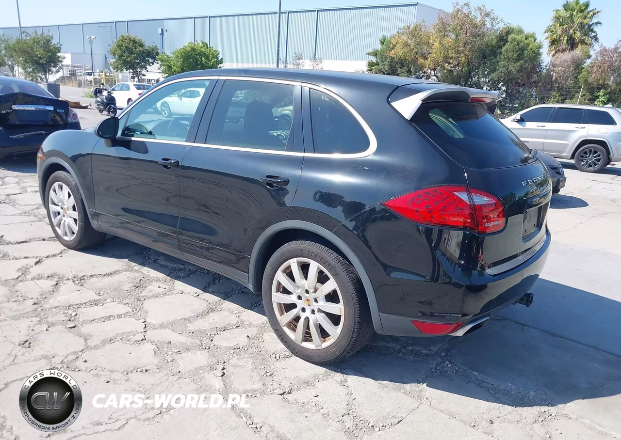 2014 Porsche Cayenne Platinum Edition VIN:WP1AA2A2XELA09726 - 3