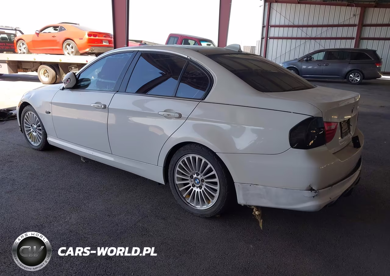 2011 BMW 328I VIN:WBAPH5C54BA441913 - 3
