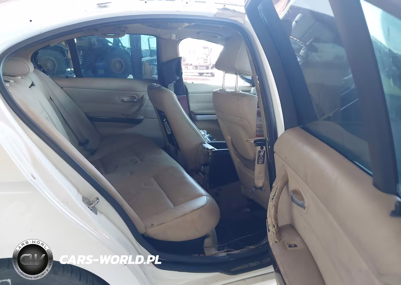 2011 BMW 328I VIN:WBAPH5C54BA441913 - 8