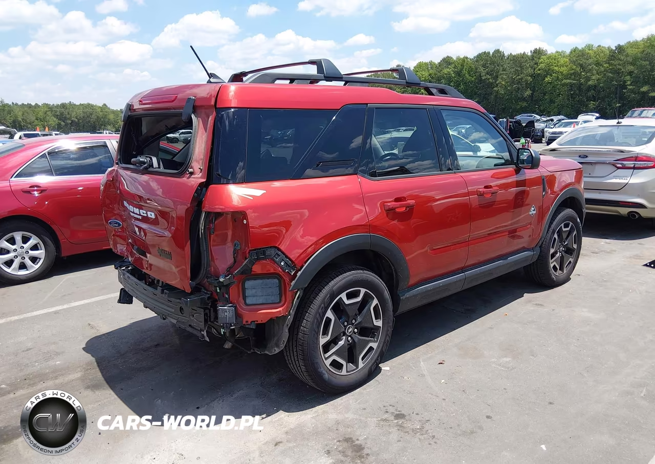 2023 Ford Bronco Sport Outer Banks VIN:3FMCR9C6XPRD67811 - 4