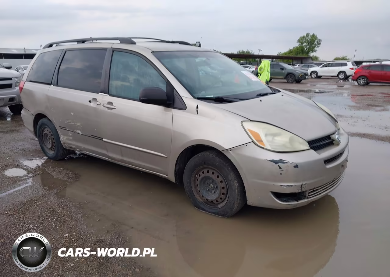 2004 Toyota Sienna Le – zdjęcie 1 z 13