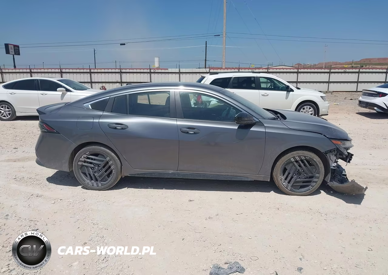 2026 Nissan Sentra Sr VIN:3N1AB9DV6TY247500 - 13