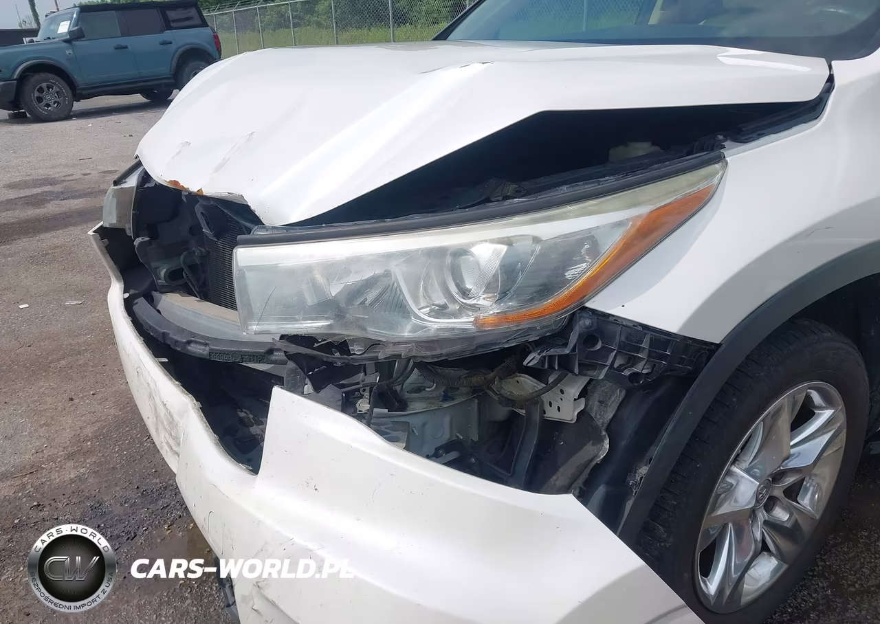 2014 Toyota Highlander Limited V6 VIN:5TDYKRFH6ES010499 - 6