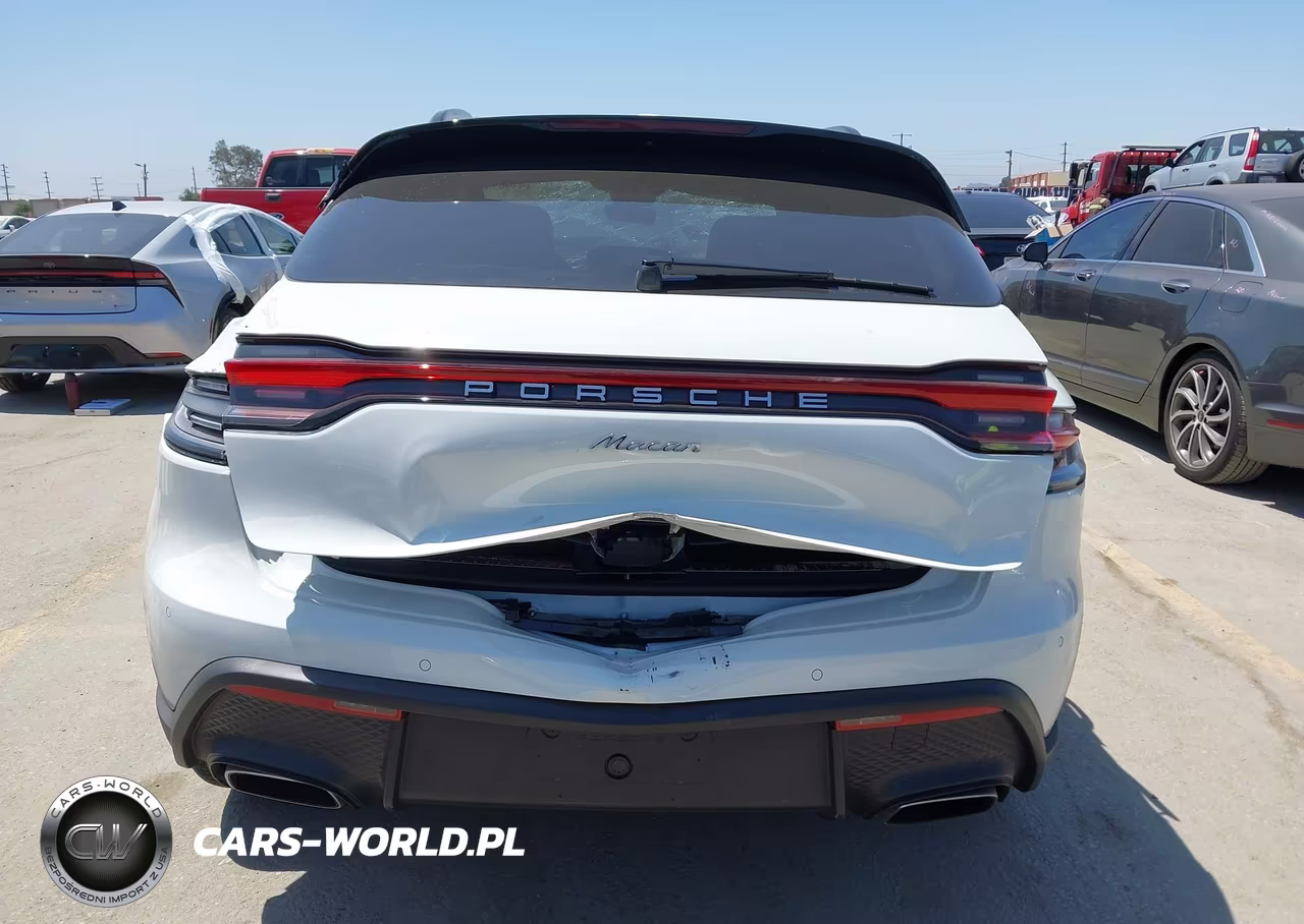 2026 Porsche Macan T VIN:WP1AA2A51TLB06482 - 17