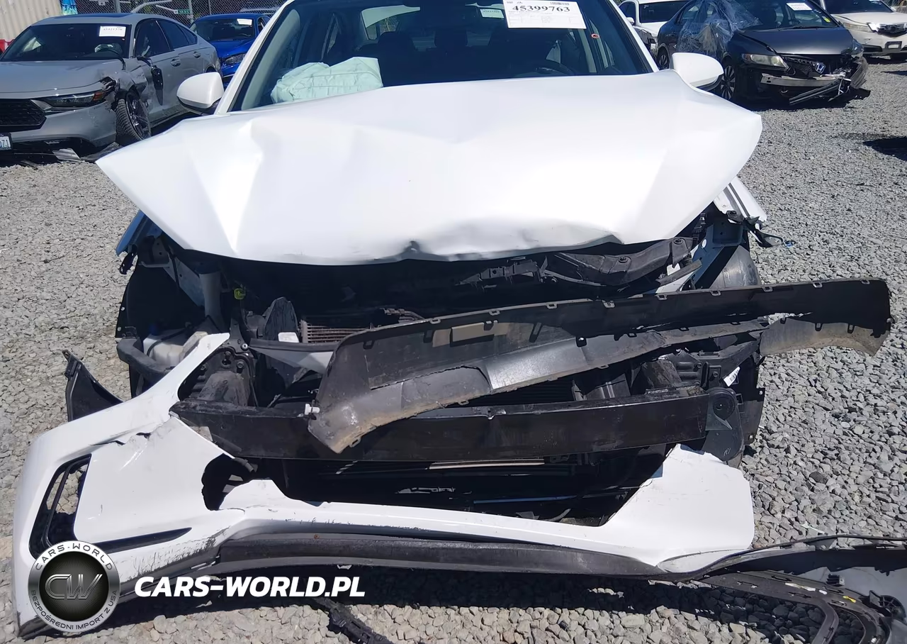 2018 Hyundai Elantra Value Edition VIN:5NPD84LF4JH242358 - 6