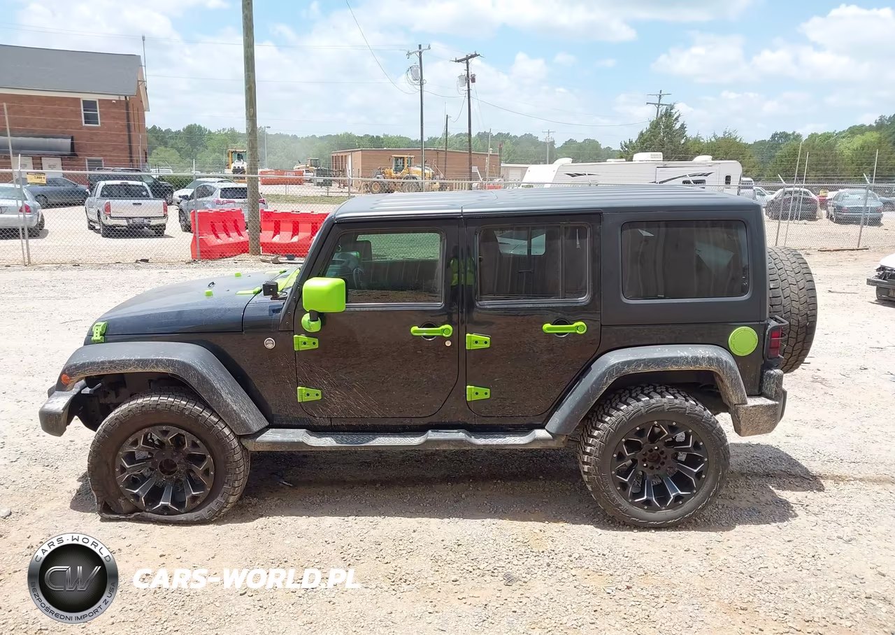 2014 Jeep Wrangler Unlimited Sport VIN:1C4BJWDG1EL162340 - 14
