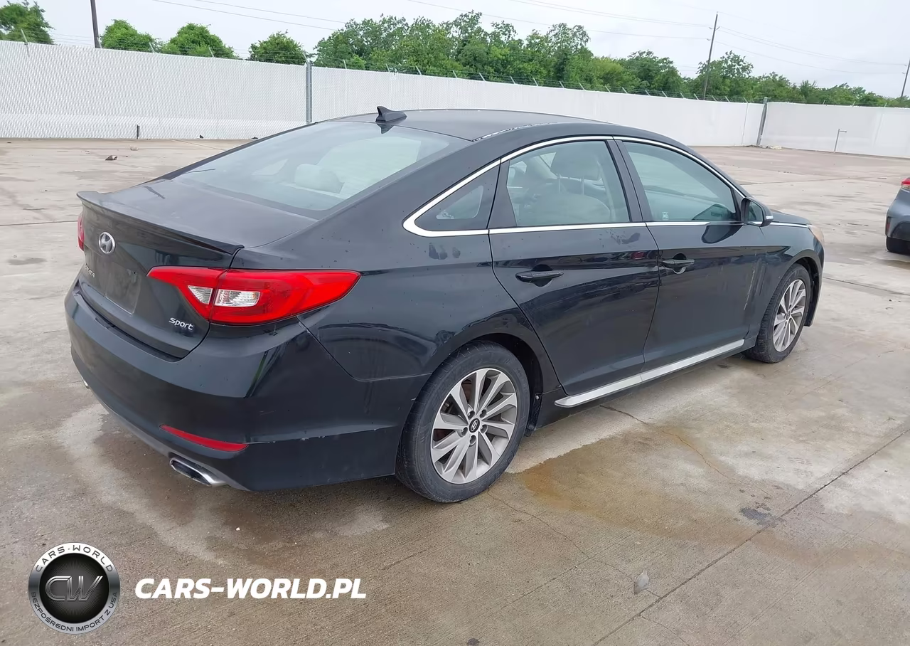 2015 Hyundai Sonata Sport VIN:5NPE34AF2FH234305 - 4