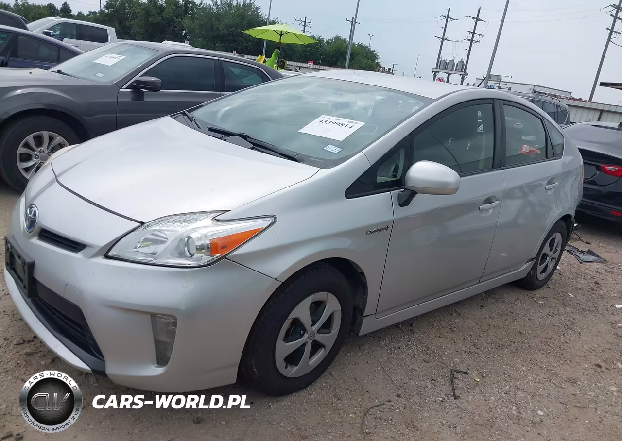 2013 Toyota Prius Two VIN:JTDKN3DU0D5555449 - 2