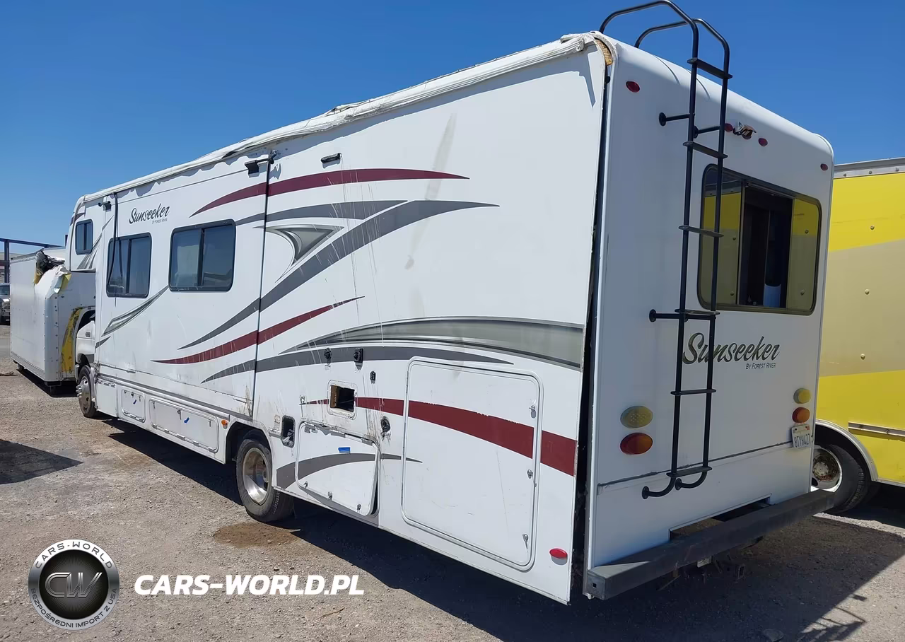 2017 Ford E-450 Cutaway VIN:1FDXE4FS5HDC26938 - 3