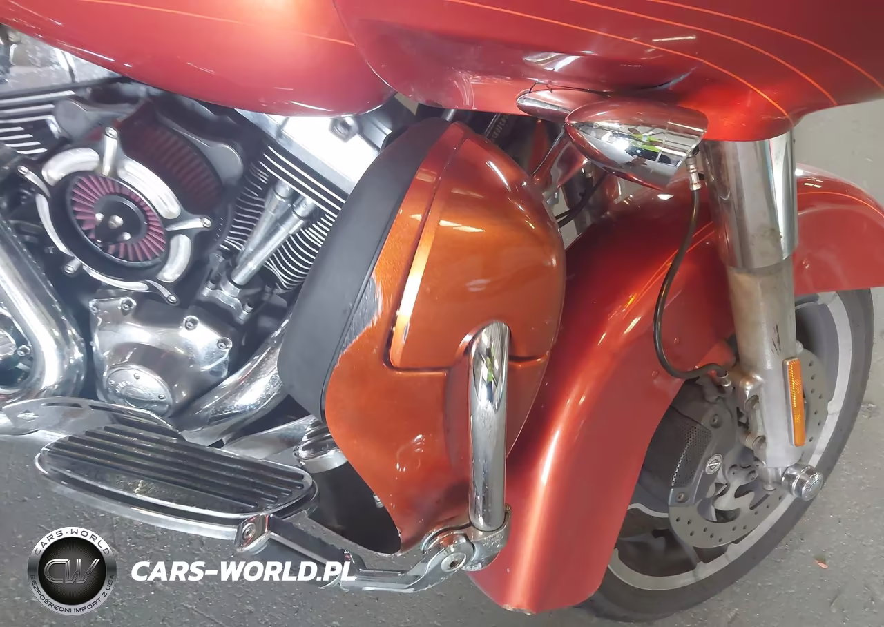 2011 Harley-Davidson Fltrx VIN:1HD1KHM10BB631613 - 16