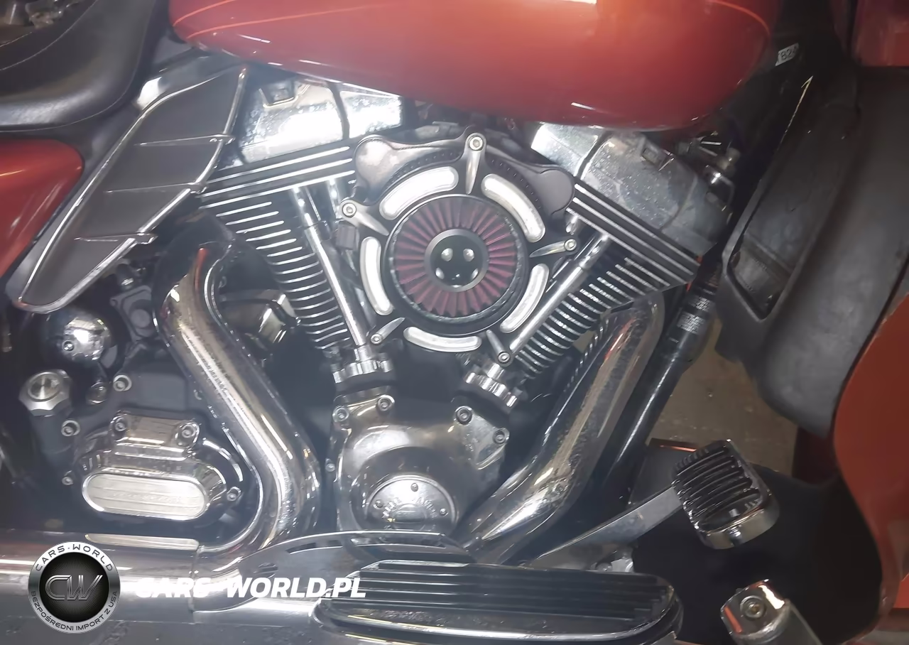 2011 Harley-Davidson Fltrx VIN:1HD1KHM10BB631613 - 8