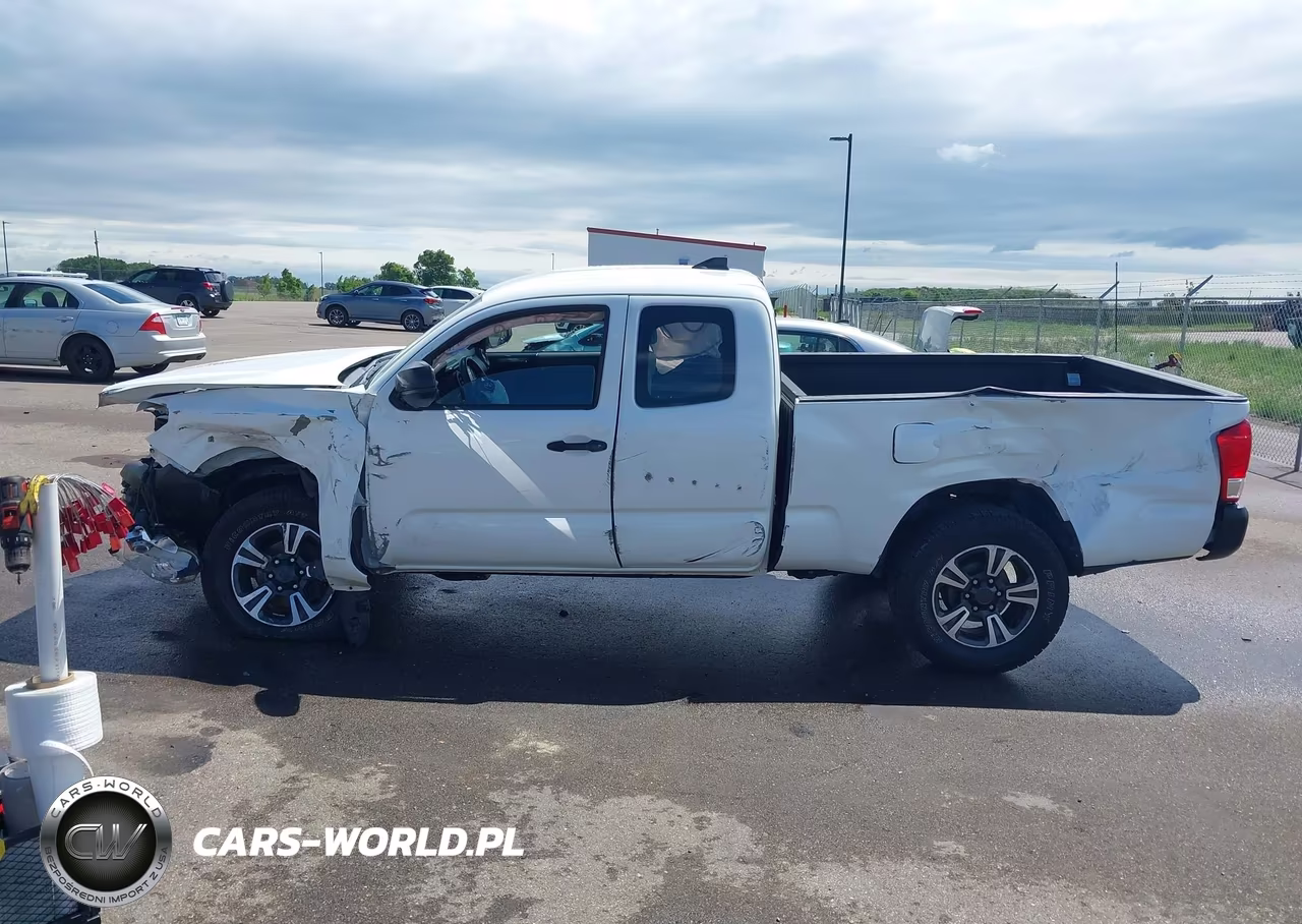 2017 Toyota Tacoma Sr VIN:5TFSX5EN3HX051873 - 15