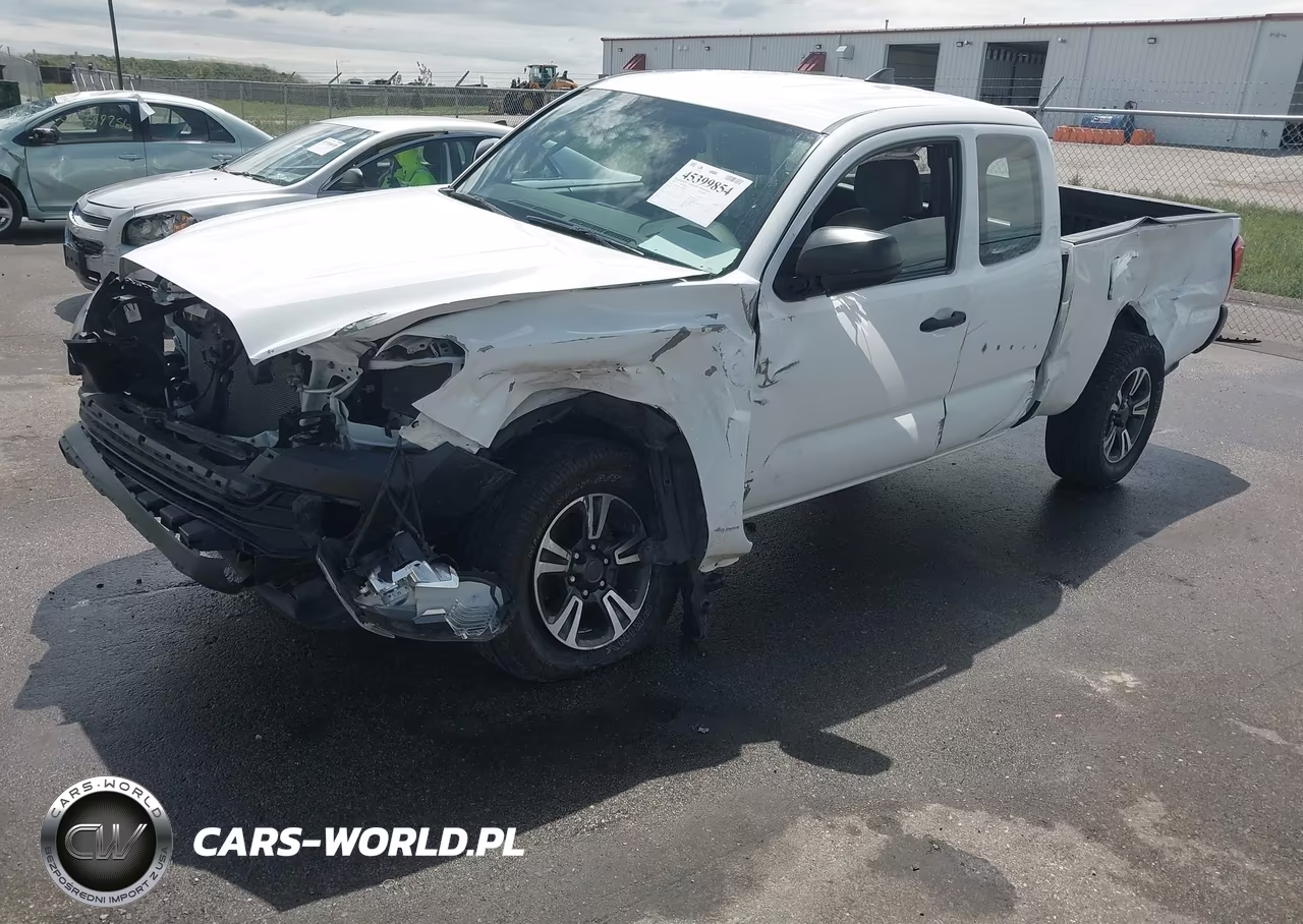2017 Toyota Tacoma Sr VIN:5TFSX5EN3HX051873 - 2