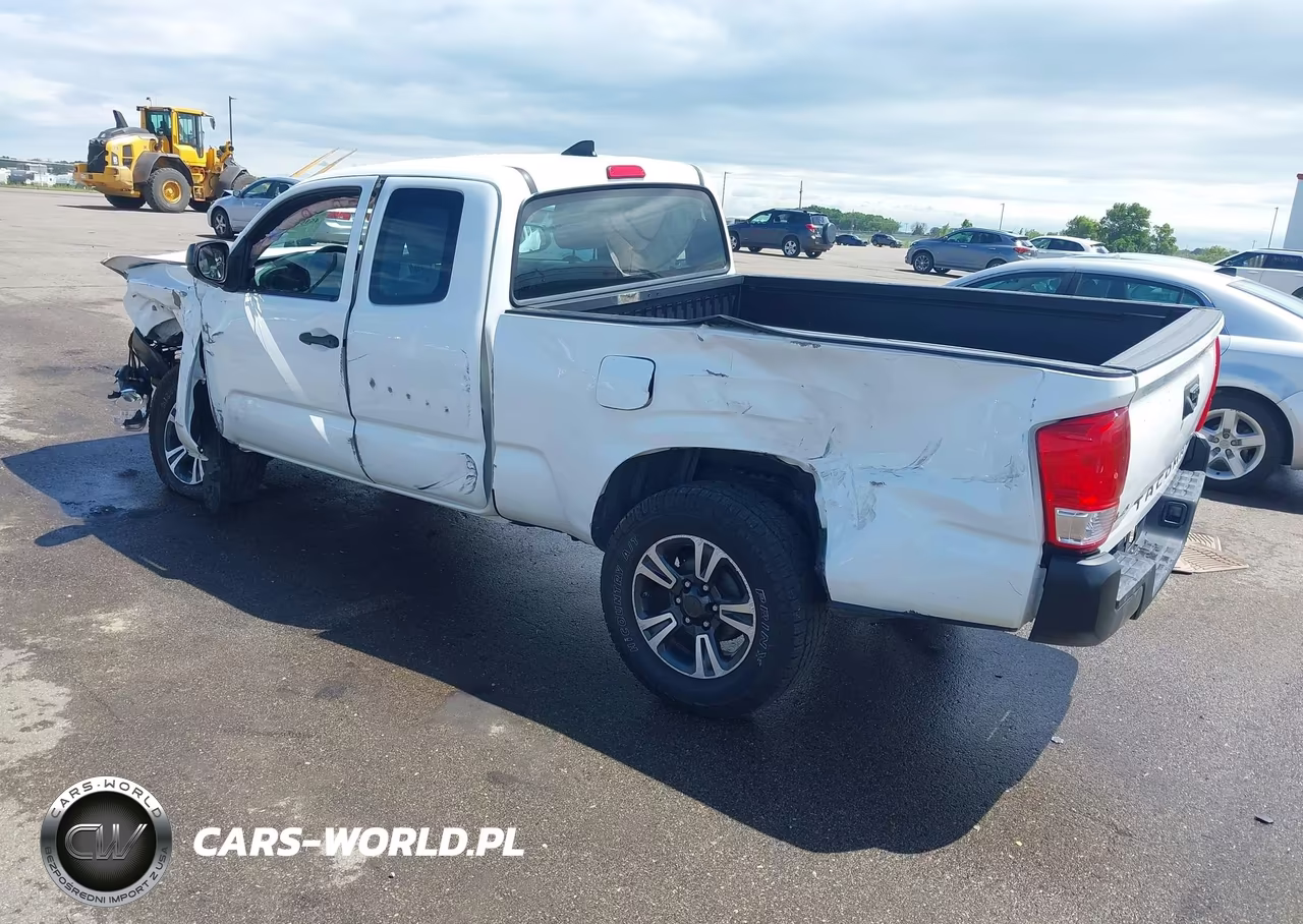 2017 Toyota Tacoma Sr VIN:5TFSX5EN3HX051873 - 3