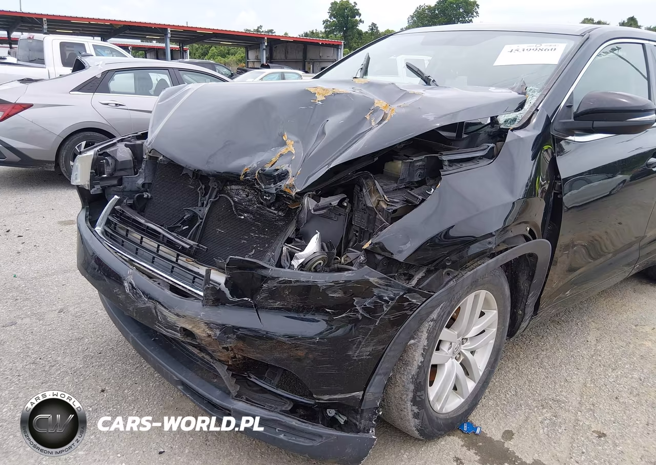 2015 Toyota Highlander Le V6 VIN:5TDZKRFH3FS064008 - 6