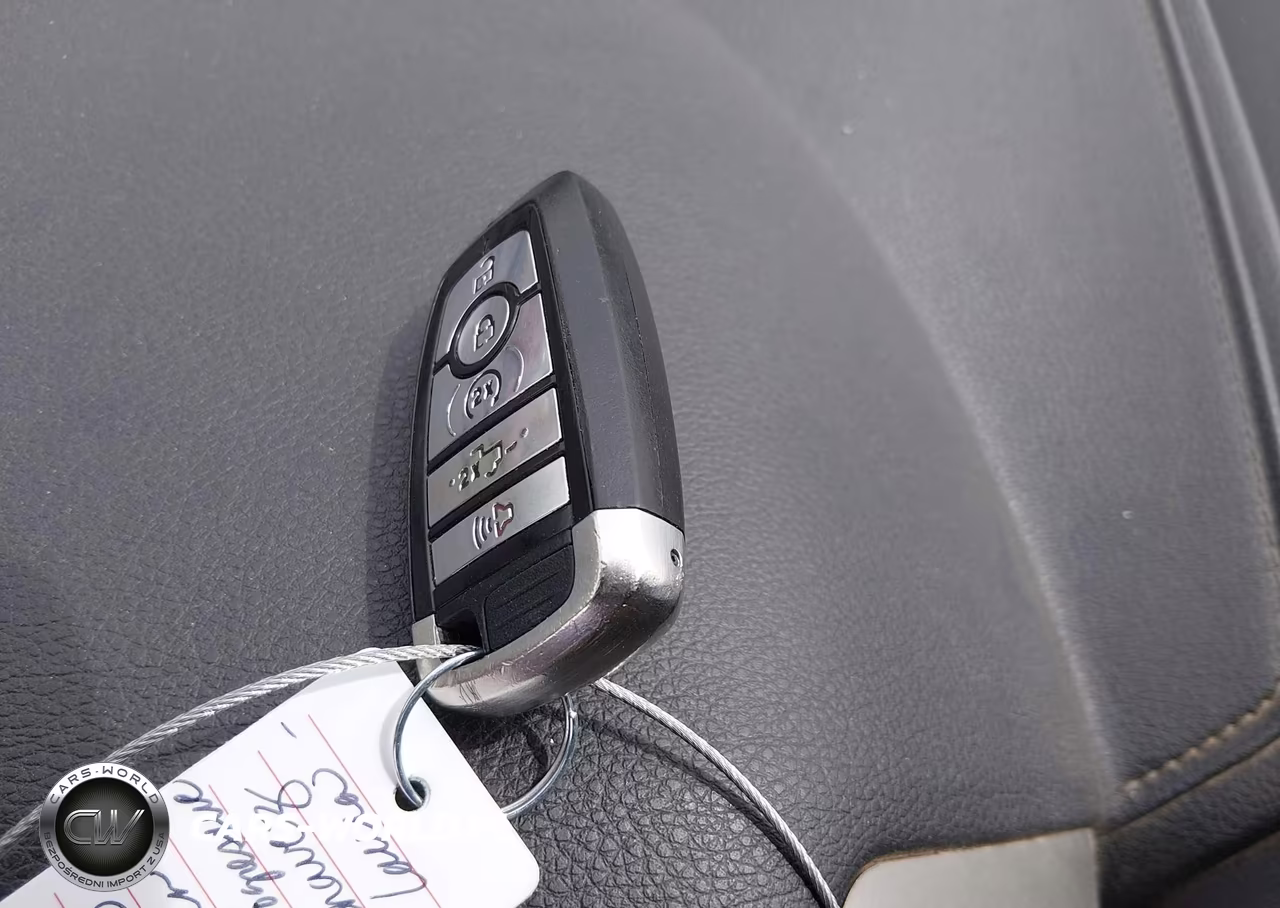 2019 Ford F-450 Lariat VIN:1FT8W4DT5KED28341 - 10