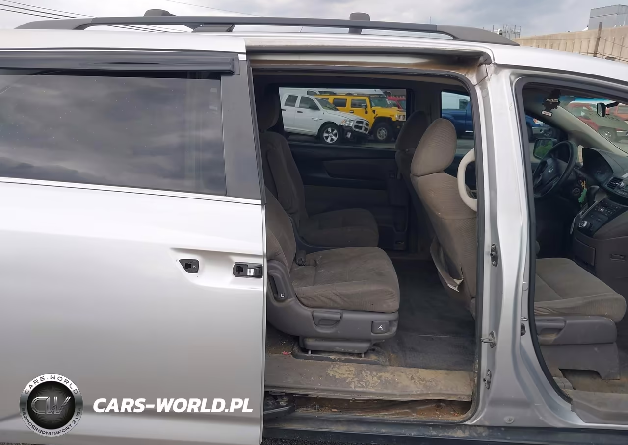 2011 Honda Odyssey Lx VIN:5FNRL5H28BB007090 - 8