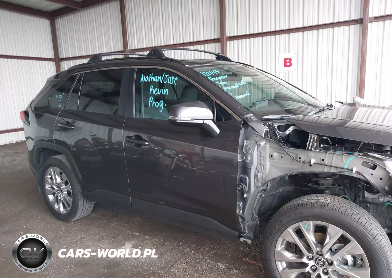2025 Toyota Rav4 Xle Premium VIN:2T3C1RFV2SC363305 - 13