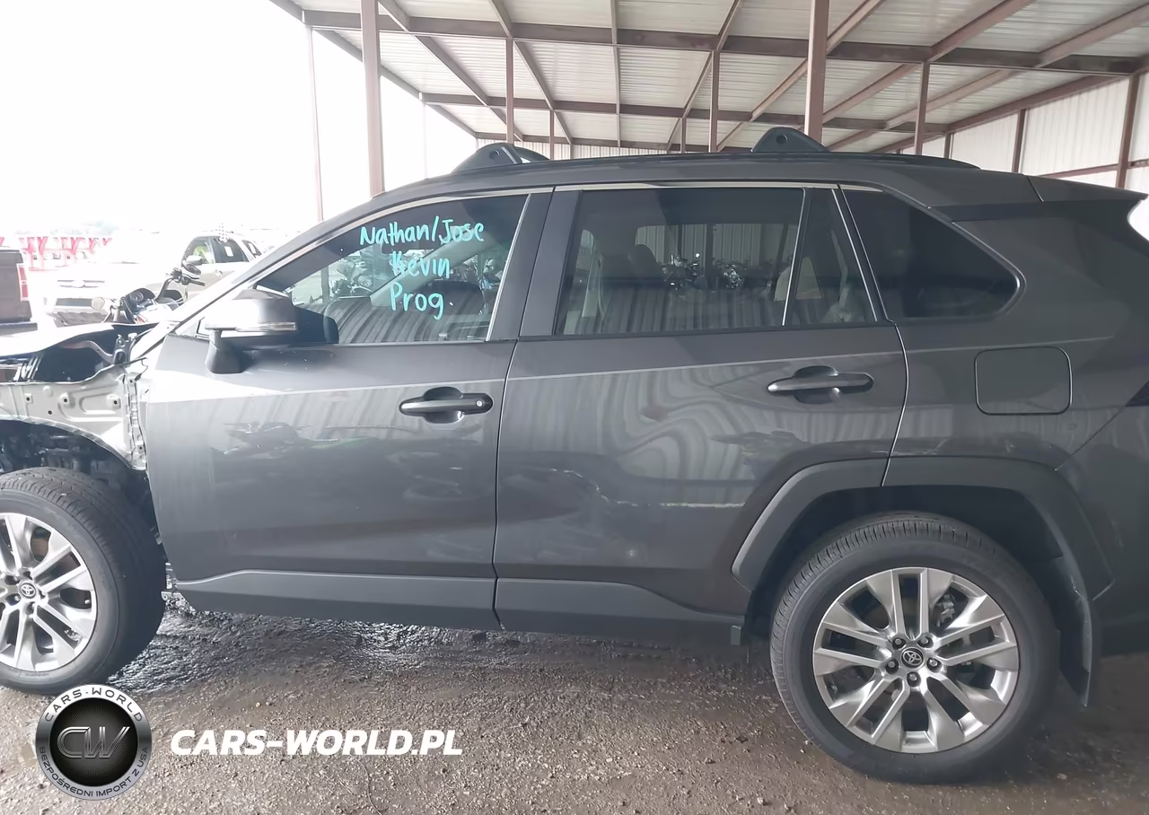 2025 Toyota Rav4 Xle Premium VIN:2T3C1RFV2SC363305 - 14