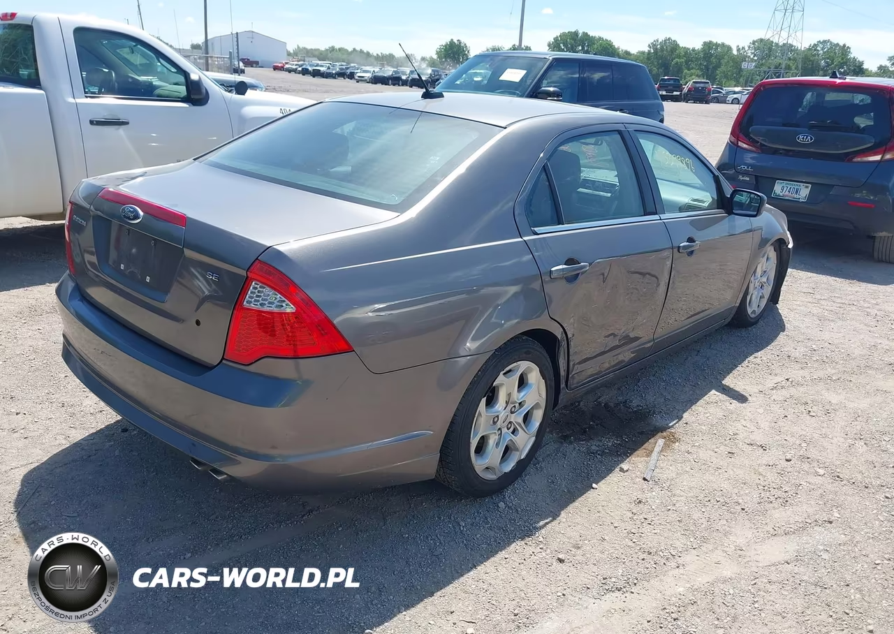 2011 Ford Fusion Se VIN:3FAHP0HA2BR183583 - 4
