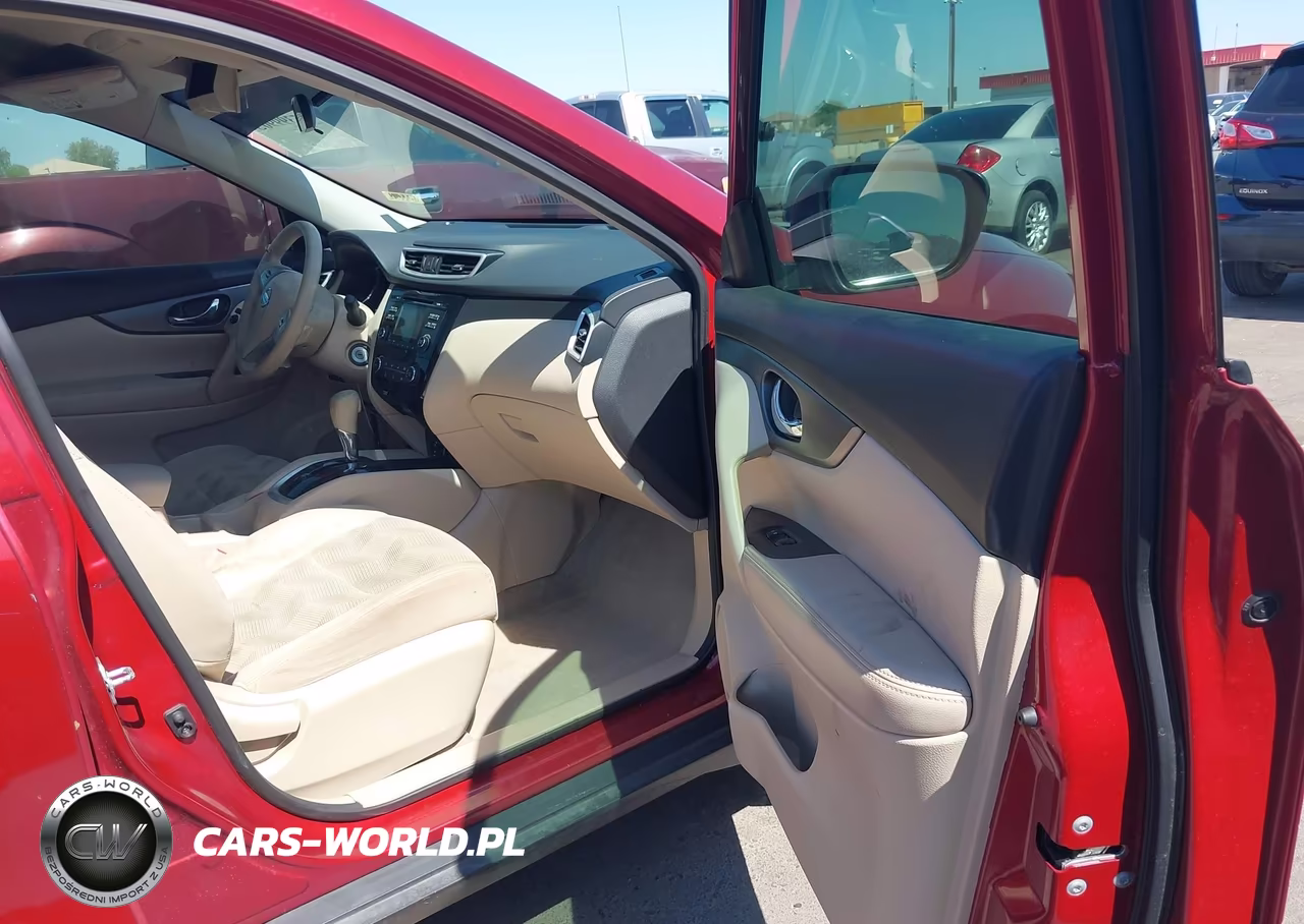 2015 Nissan Rogue S VIN:5N1AT2ML2FC914331 - 5