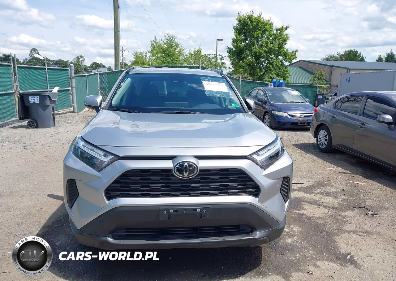 2025 Toyota Rav4 Hybrid Xle VIN:JTMRWRFV7SJ078513 - 12